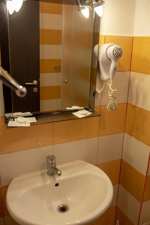 Curtea Brancoveneasca Otel Köstence Dış mekan fotoğraf