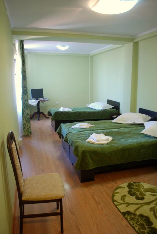 Curtea Brancoveneasca Otel Köstence Oda fotoğraf