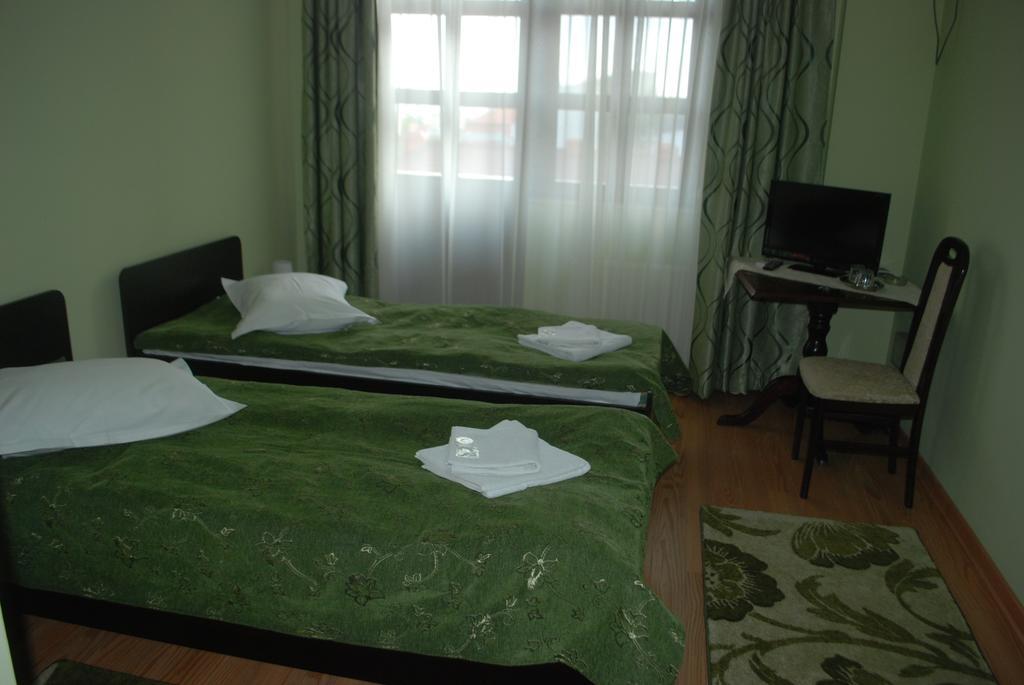 Curtea Brancoveneasca Otel Köstence Oda fotoğraf