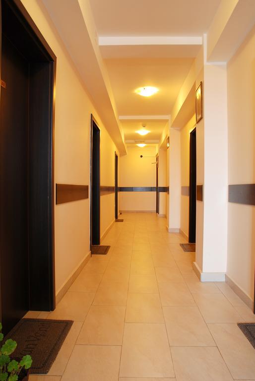 Curtea Brancoveneasca Otel Köstence Oda fotoğraf